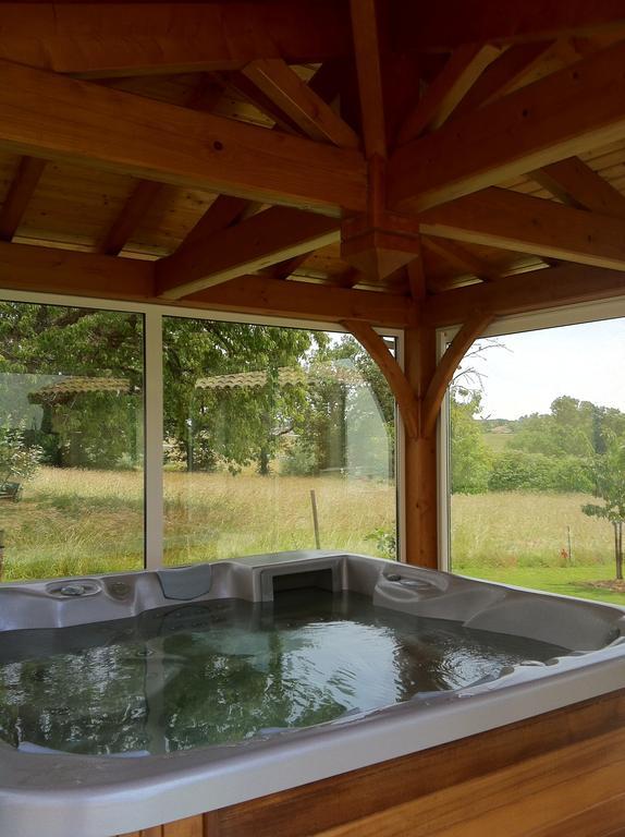 Le Clos Castel - Gite Equipe Кастелжалу Екстериор снимка